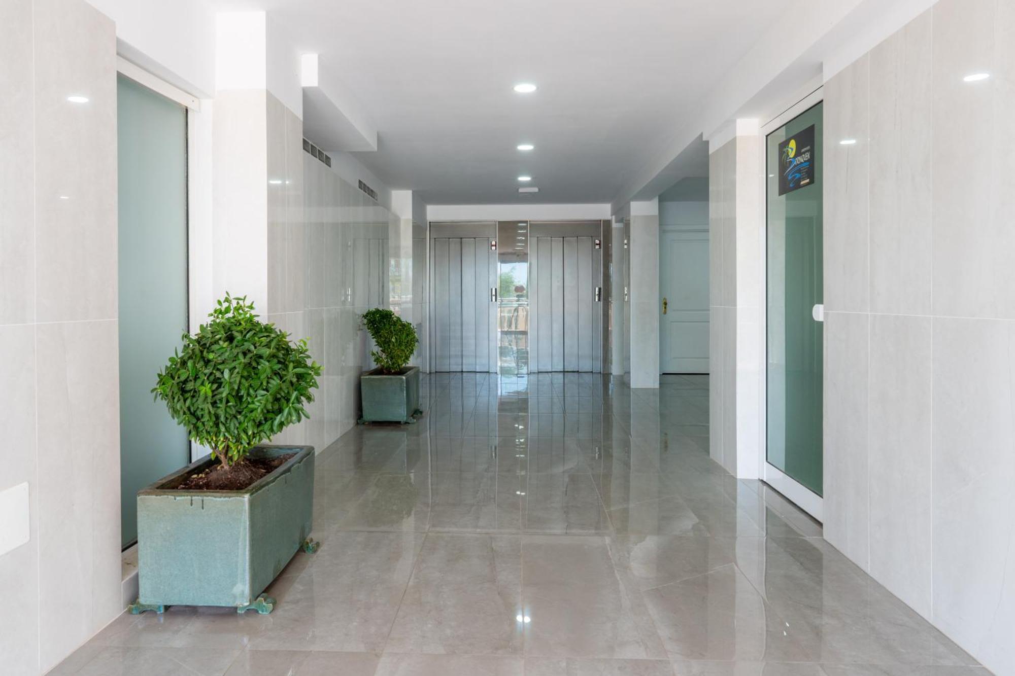 Apartamentos Borinquen Playa de las Americas  Bagian luar foto