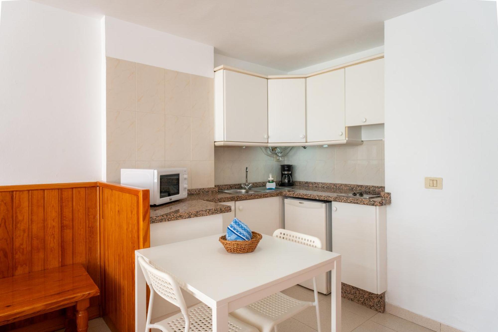 Apartamentos Borinquen Playa de las Americas  Bagian luar foto