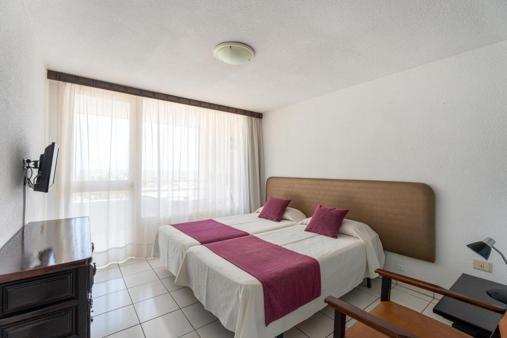 Apartamentos Borinquen Playa de las Americas  Bagian luar foto