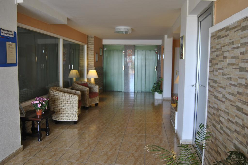 Apartamentos Borinquen Playa de las Americas  Bagian luar foto