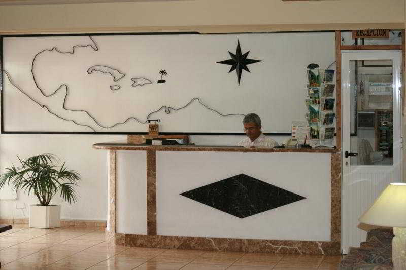 Apartamentos Borinquen Playa de las Americas  Bagian luar foto